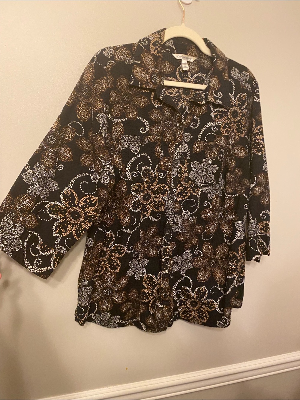 croft & barrow Black Button-Front Blouse with Gold and Silver Floral Print